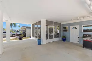 563 Mt Piney Ave NE, Saint Petersburg, FL 33702 - Photo 24