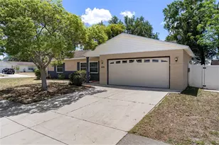 7944 Royal Stewart Dr, New Port Richey, FL 34653 - Photo 2