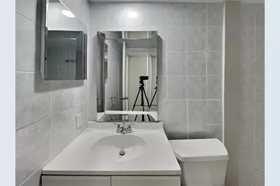 [Address not provided], Tampa, FL 33618 - Photo 12