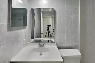 [Address not provided], Tampa, FL 33618 - Photo 12