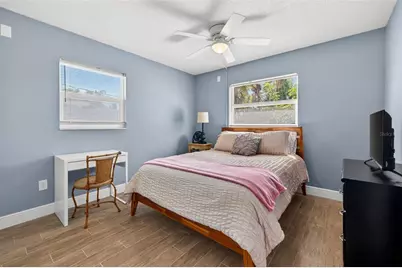 5810 Venetian Boulevard NE, Saint Petersburg, FL 33703 - Photo 16