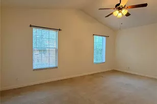 4212 Bismarck Palm Dr, Tampa, FL 33610 - Photo 38