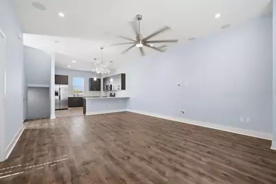 4810 W McElroy Avenue #7, Tampa, FL 33611 - Photo 4