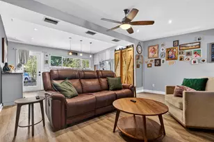 4950 30th Ave N, Saint Petersburg, FL 33710 - Photo 6
