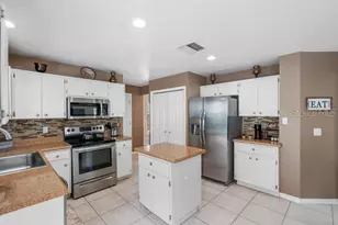 2301 Millcreek Ct, Valrico, FL 33596 - Photo 34
