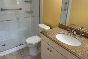 2514 Royal Pines Cir, Clearwater, FL 33763 - Photo 8