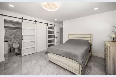4327 Huntington Street NE, Saint Petersburg, FL 33703 - Photo 32