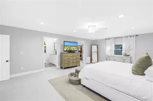 4039 Alberca Way S, Saint Petersburg, FL 33712 - Photo 12
