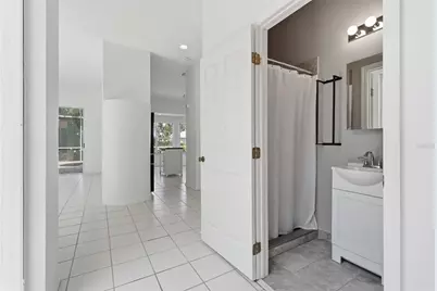 10621 Hatteras Drive, Tampa, FL 33615 - Photo 12