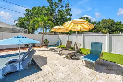 12096 Oak Street, Largo, FL 33774 - Photo 4