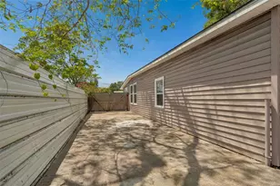 6443 31st St N, Saint Petersburg, FL 33702 - Photo 26