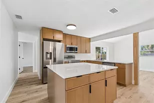 1101 54th Ave S, Saint Petersburg, FL 33705 - Photo 24