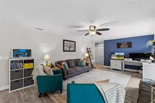 3131 Gleneagles Dr E, Clearwater, FL 33761 - Photo 12