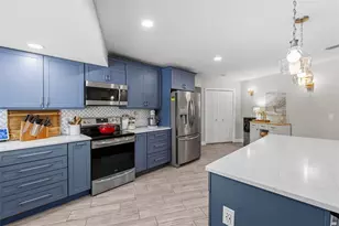 3131 Gleneagles Dr E, Clearwater, FL 33761 - Photo 10
