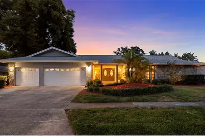 3131 Gleneagles Drive E, Clearwater, FL 33761 - Photo 2