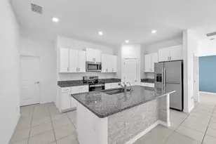 5518 Blue Azure Dr, Wimauma, FL 33598 - Photo 14
