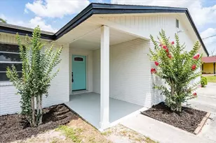 1909 Lavon St, Lakeland, FL 33805 - Photo 2