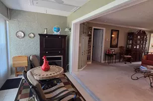 2532 Royal Pines Cir, Clearwater, FL 33763 - Photo 18