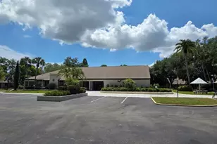 2532 Royal Pines Cir, Clearwater, FL 33763 - Photo 36