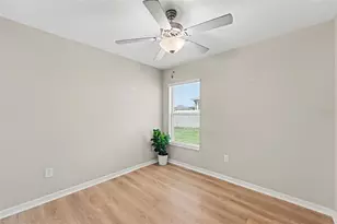 13407 Crest Lake Dr, Hudson, FL 34669 - Photo 16