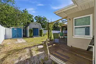 10801 W Elbow Dr, Tampa, FL 33612 - Photo 28