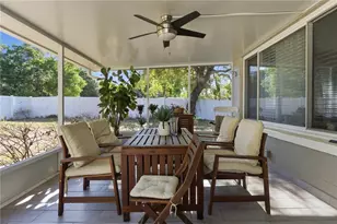 10801 W Elbow Dr, Tampa, FL 33612 - Photo 26
