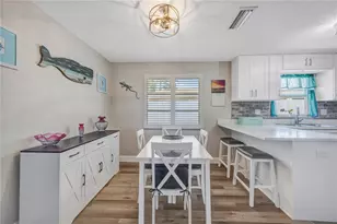 2155 Edythe Dr, Dunedin, FL 34698 - Photo 12