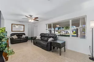 2863 60th Way N, Saint Petersburg, FL 33710 - Photo 6