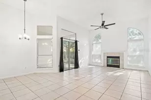 2429 W Cedar Trace Dr, Jacksonville, FL 32246 - Photo 4