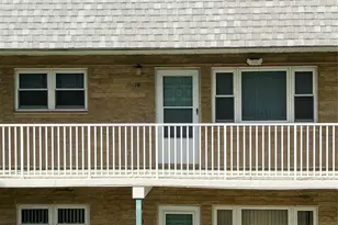 5247 81st St N, Saint Petersburg, FL 33709 - Photo 1