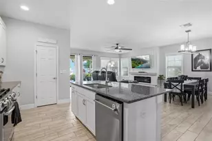 6318 Springline Pl, Apollo Beach, FL 33572 - Photo 8