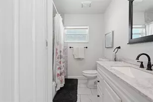 10107 N Aster Ave, Tampa, FL 33612 - Photo 30