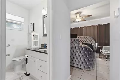 10107 N Aster Avenue, Tampa, FL 33612 - Photo 14