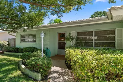 1413 Embassy Drive, Clearwater, FL 33764 - Photo 4