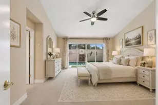 14675 Village Glen Cir, Tampa, FL 33618 - Photo 38
