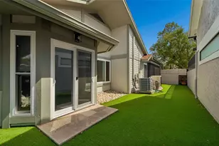 14675 Village Glen Cir, Tampa, FL 33618 - Photo 66
