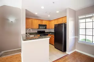 135 Grand Beach Pl, Tampa, FL 33609 - Photo 24
