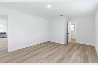 1200 80th St S, Saint Petersburg, FL 33707 - Photo 24