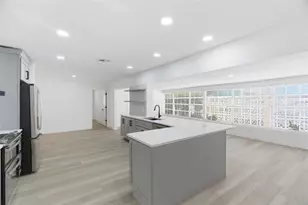 1200 80th St S, Saint Petersburg, FL 33707 - Photo 30
