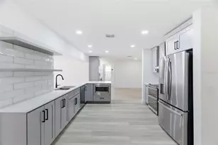 1200 80th St S, Saint Petersburg, FL 33707 - Photo 26