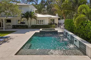 3301 Maple St NE, Saint Petersburg, FL 33704 - Photo 8