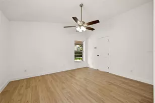 1653 Portsmouth Lake Dr, Brandon, FL 33511 - Photo 10