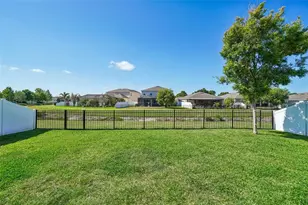 10613 Scenic Hollow Dr, Riverview, FL 33578 - Photo 32