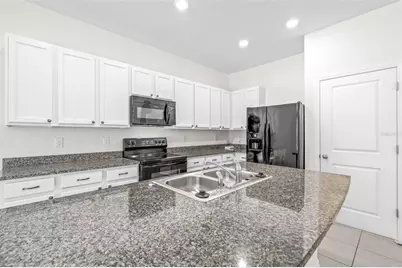 32960 Kaloko Road, Wesley Chapel, FL 33543 - Photo 10