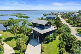 10701 Pine Island Dr, Weeki Wachee, FL 34607 - Photo 1