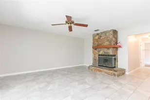 18306 Felspar Way, Tampa, FL 33647 - Photo 12