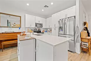 8709 Palm Ranches Pl, Tampa, FL 33614 - Photo 8