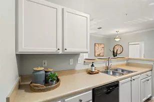 5000 Culbreath Key Way, Tampa, FL 33611 - Photo 12