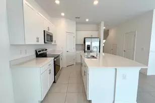 11832 Glenside Ter, Palmetto, FL 34221 - Photo 8