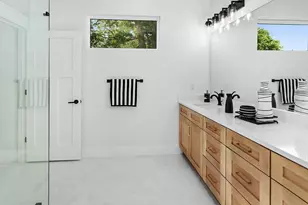 3215 W Aileen St, Tampa, FL 33607 - Photo 12